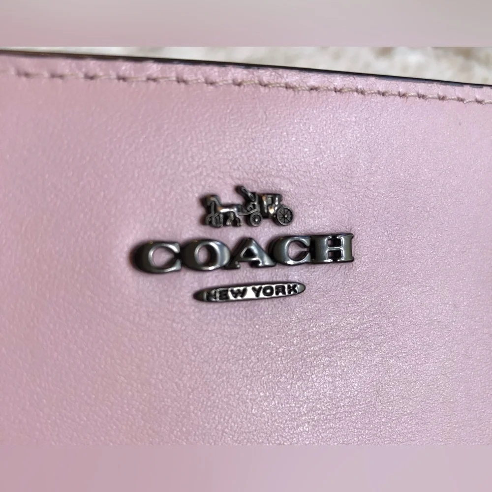 Coach Light Pink Women's All Leather Wallet - Picture 2 of 10
